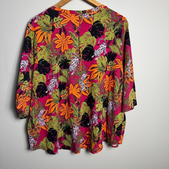 C&C California Women's Bright Safari Jungle 3/4 Sleeve T-Shirt Top 3X V-Neck - Picture 3 of 12